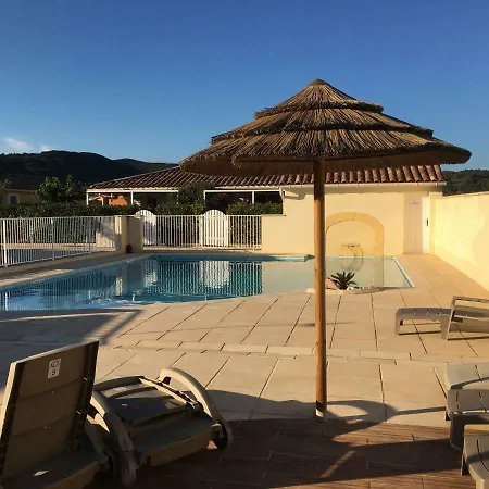 Holiday home Aux Couleurs D'ardeche *