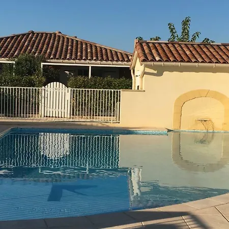 Aux Couleurs D'ardeche Vallon-Pont-dʼArc